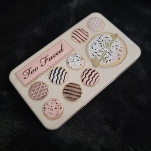 Too Faced Sugar Cookie Eyeshadow Palette